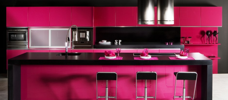 Кухни в черно розовом цвете