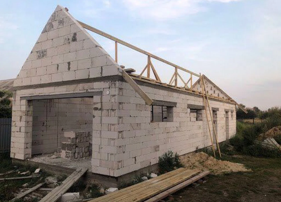 Гараж из газоблока