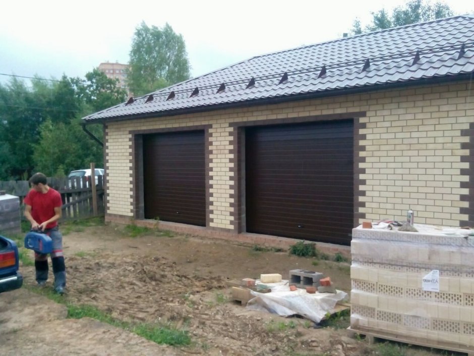 Гараж из пеноблоков