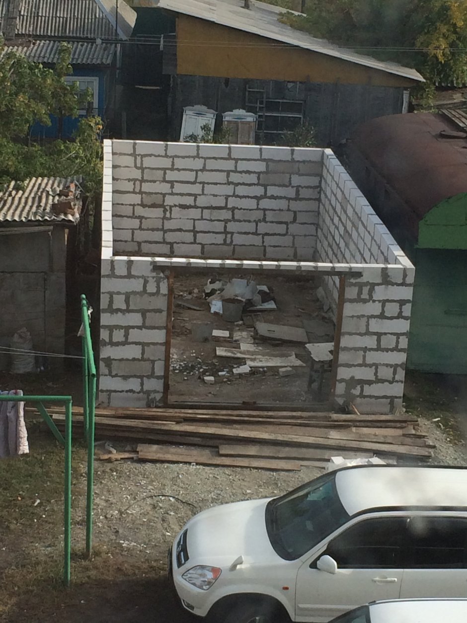 Гараж из пенобетона