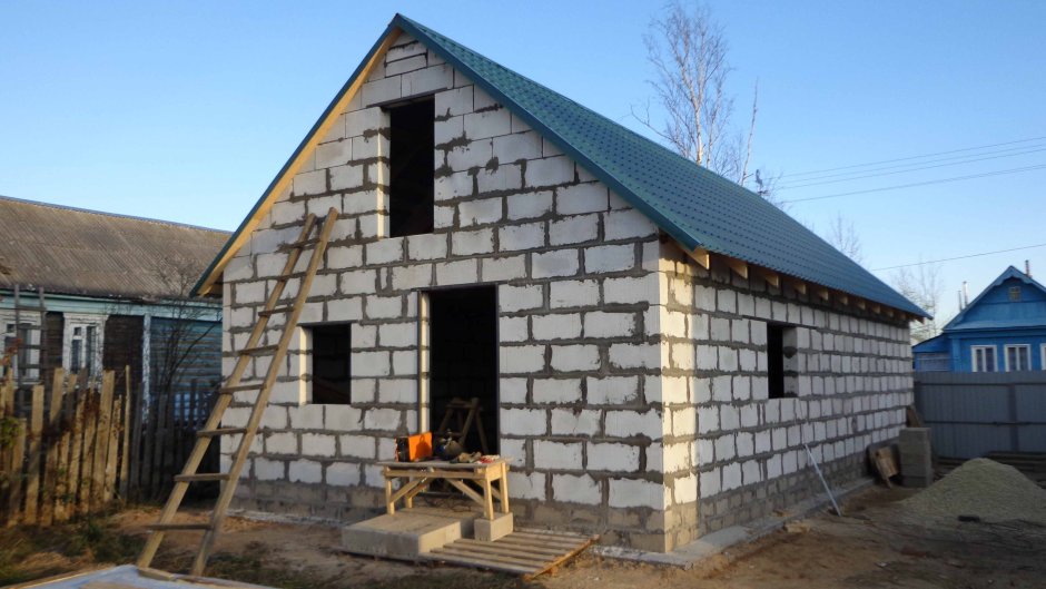 Сарай из блоков