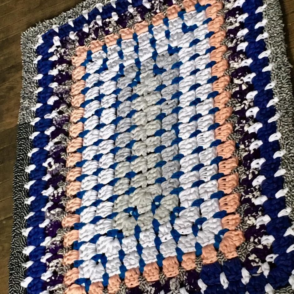 Прямоугольный коврик из косичек мастер класс
