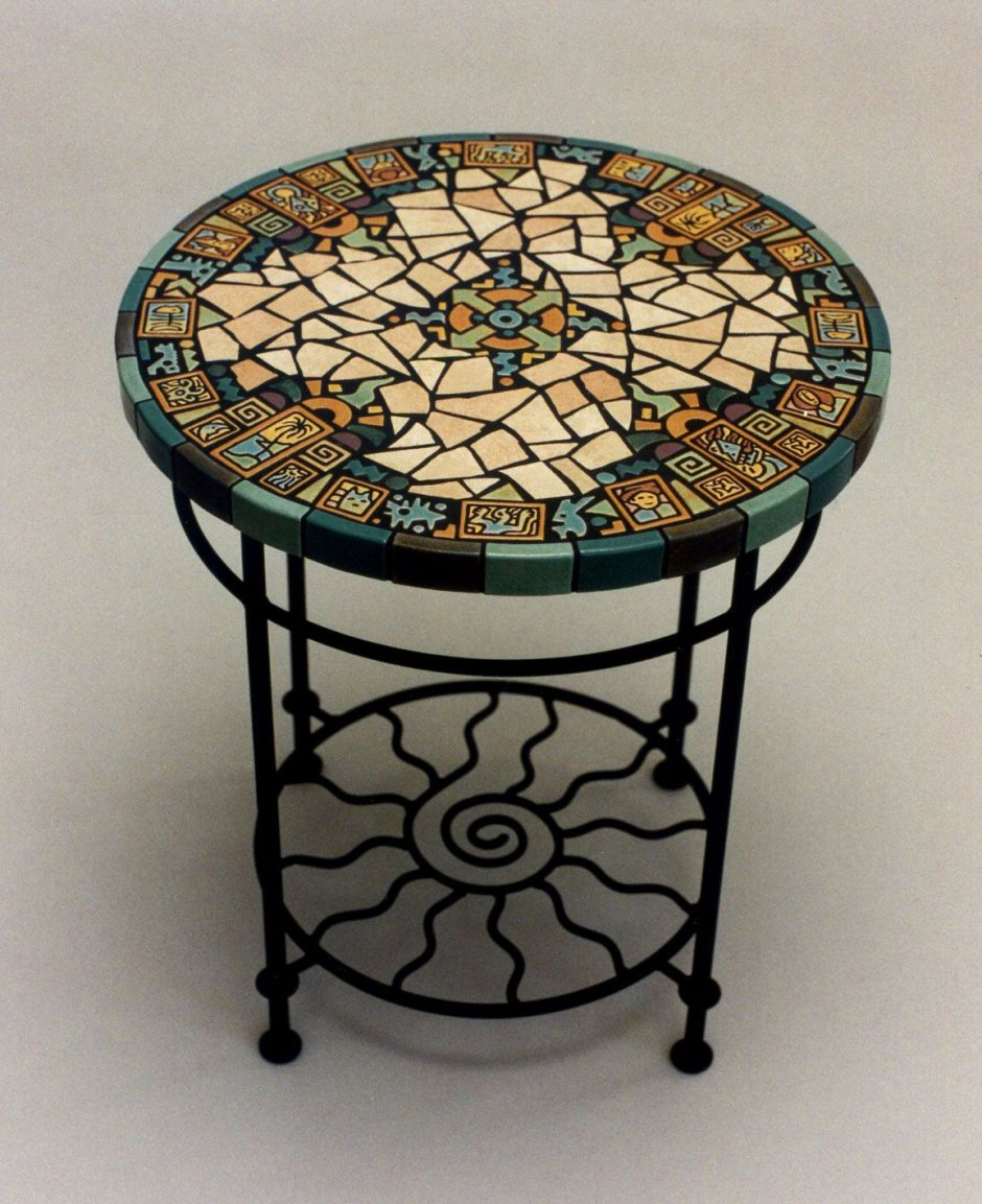 Мебель с мозаикой