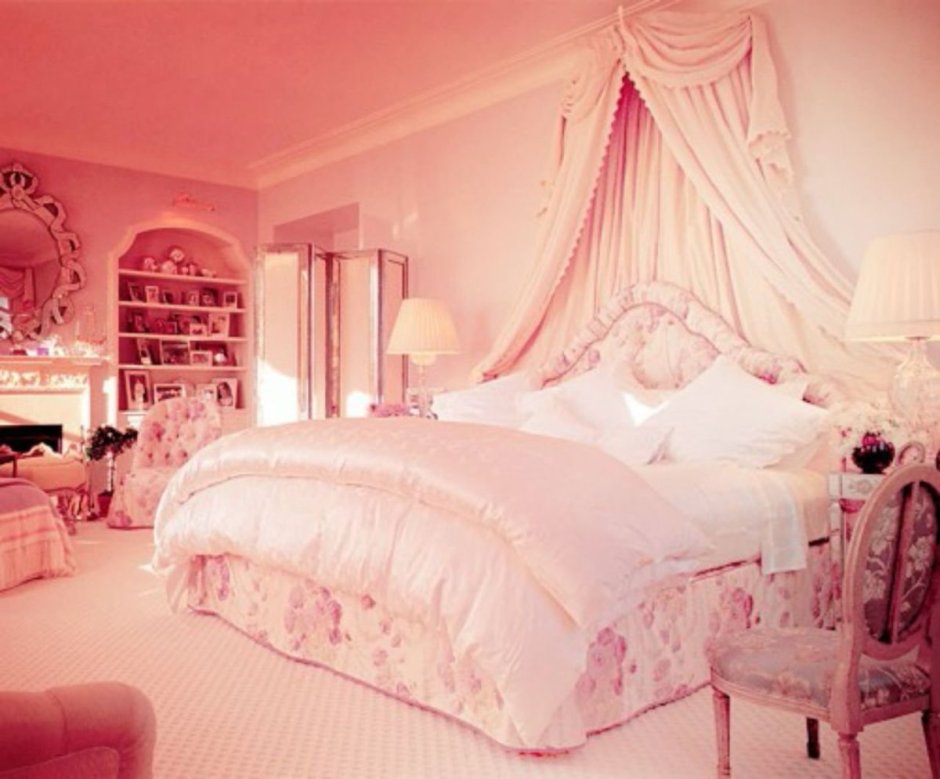 Королевская розовая комната