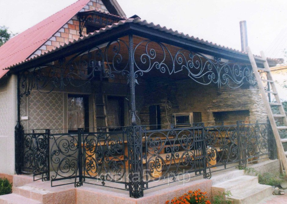 Кованная веранда