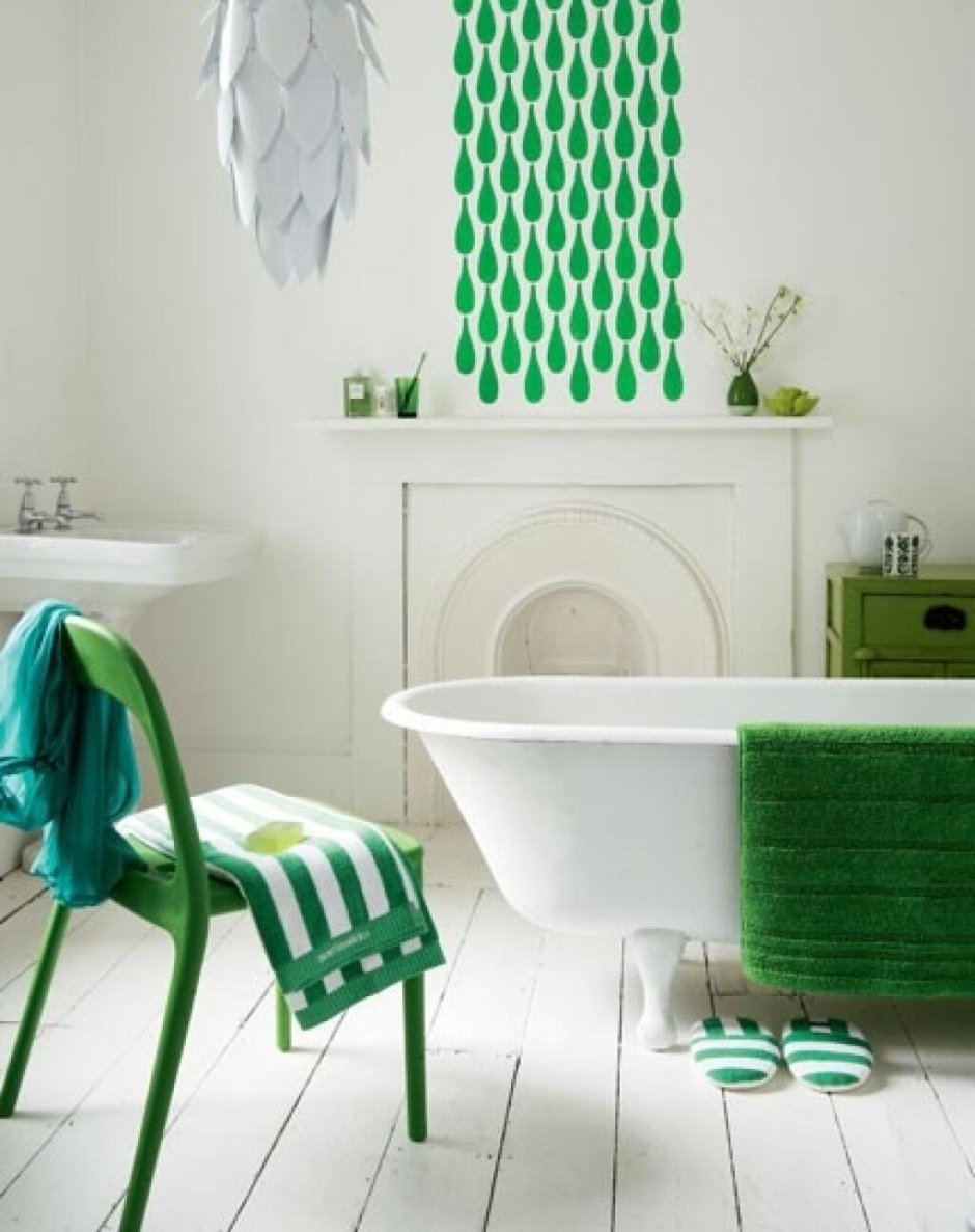 Декор в ванную комнату в зеленом цвете