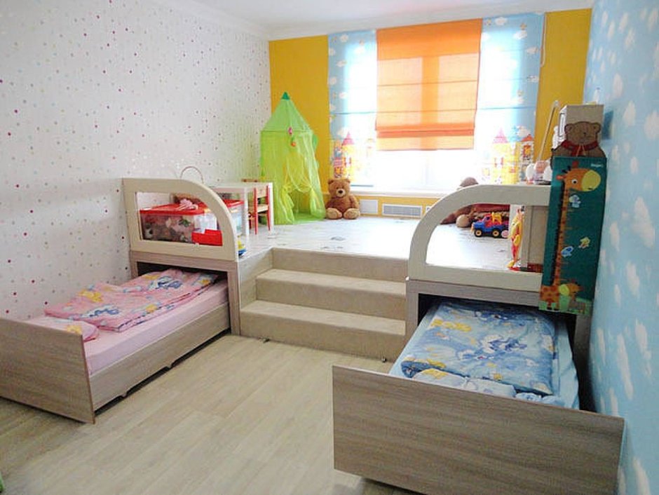 Детская комната с выдвижными кроватями