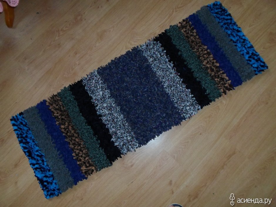 Коврик из полос ткани