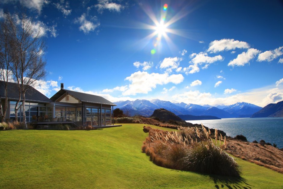 Дом у озера новая Зеландия