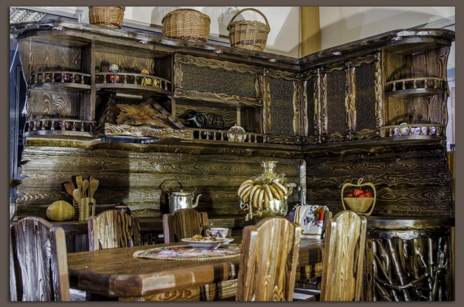 Резные кухни из сосны под старину