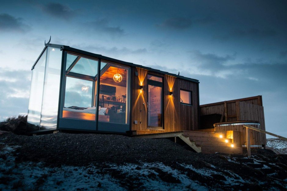 Стеклянные дома в Исландии