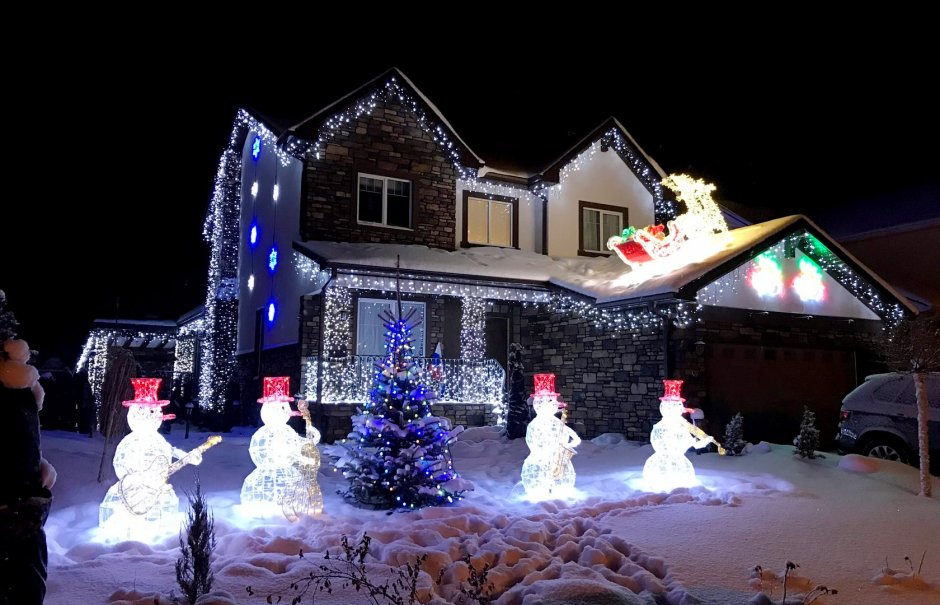 Украшение домов к новому году