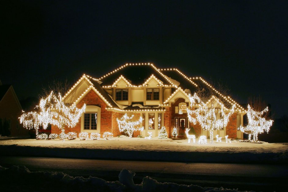 Украшение гирляндой