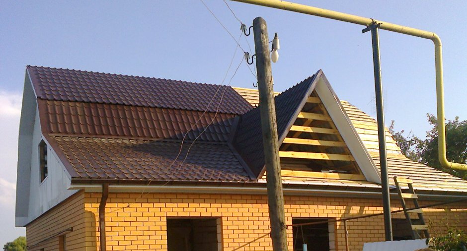 Двускатная крыша с изломом