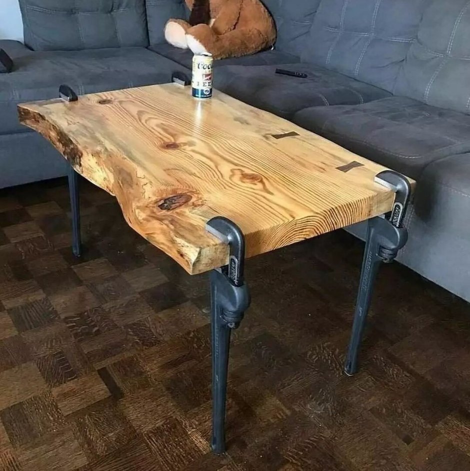 Прикольные столы из дерева
