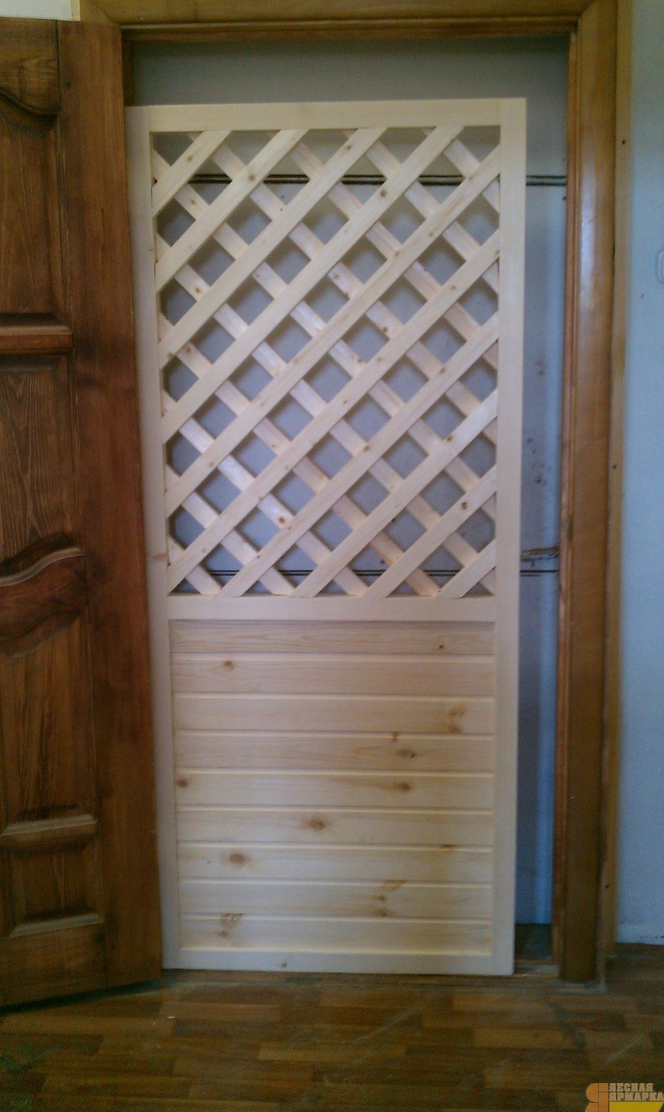 Двери решетчатые деревянные