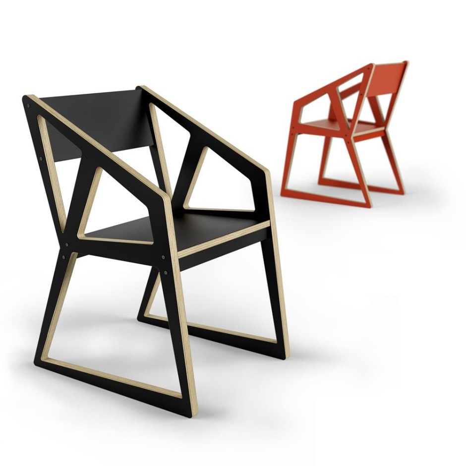 Треугольный стул