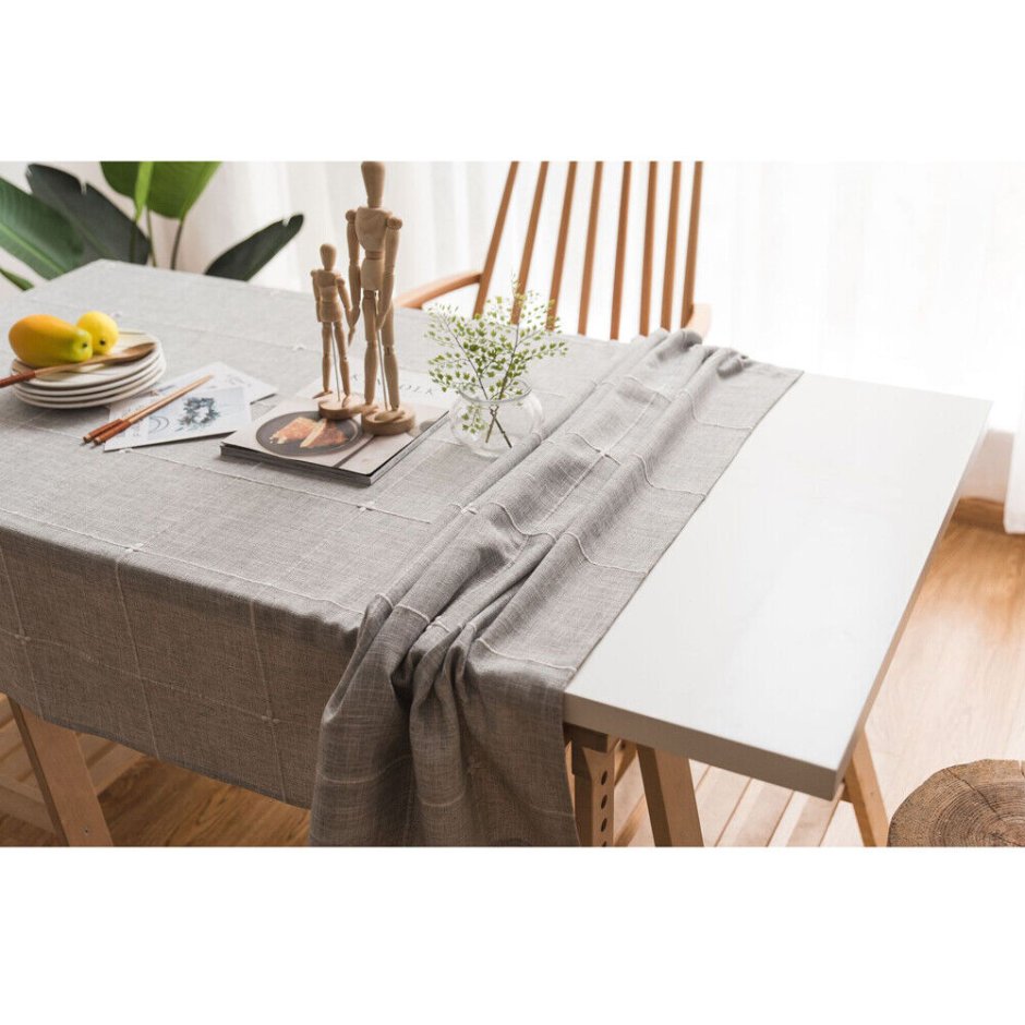 Серая льняная скатерть