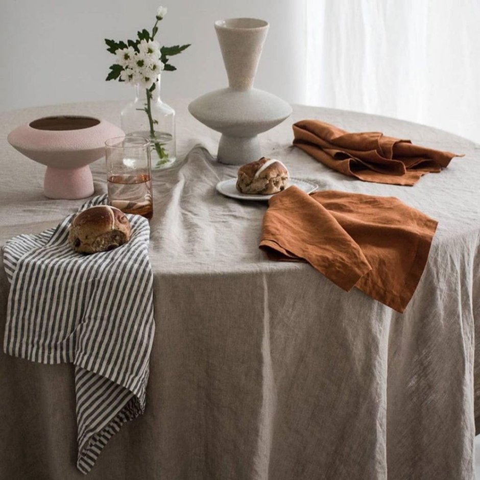 Льняная скатерть Tablecloth