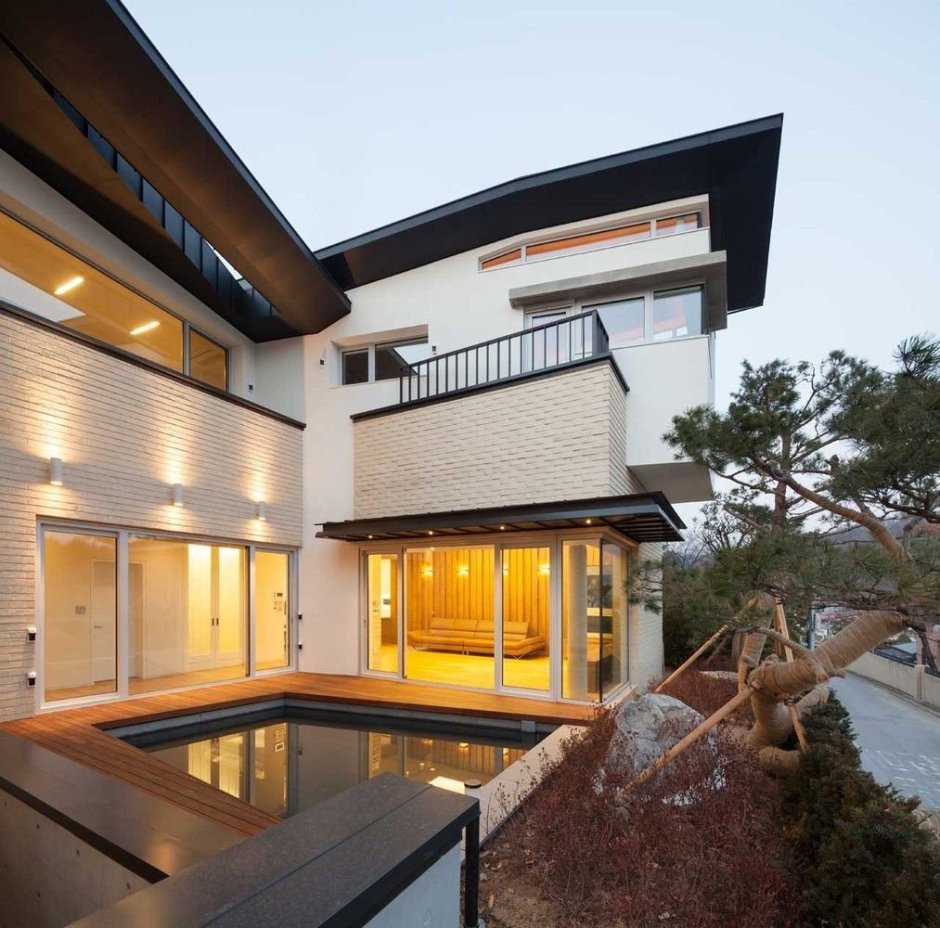 Трёхэтажные особняки в Южной Корее