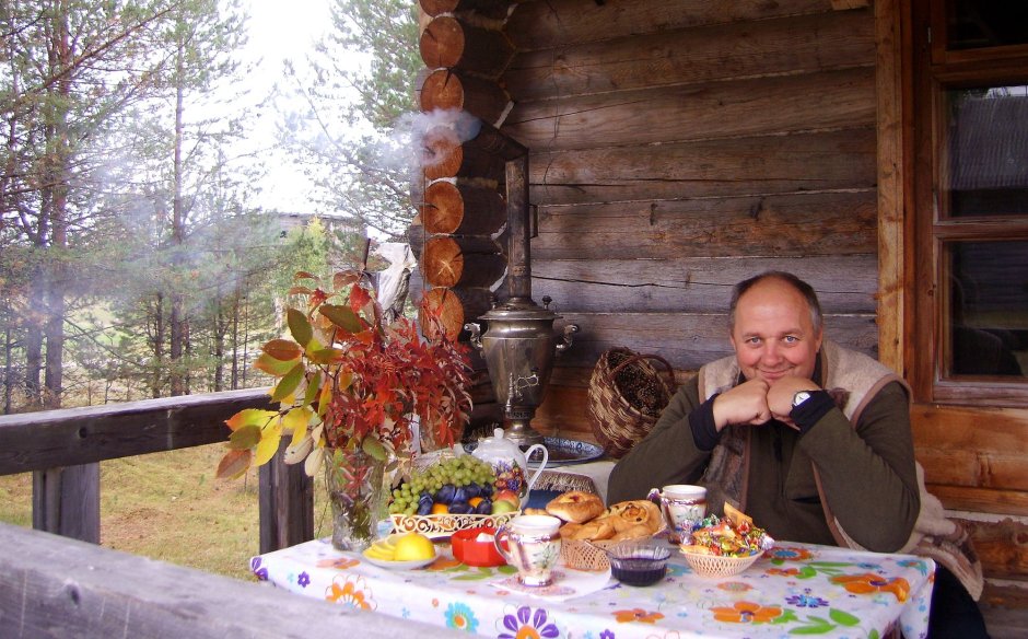 Актриса с самоваром