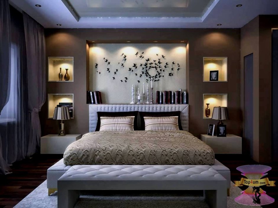 Ниша над кроватью в спальне