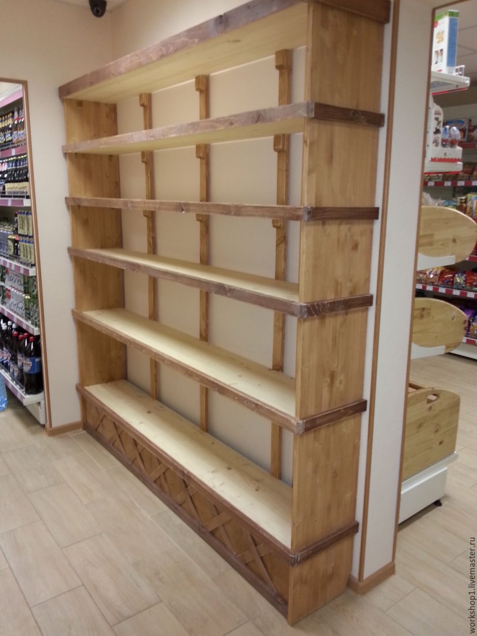 Деревянные стеллажи для магазина