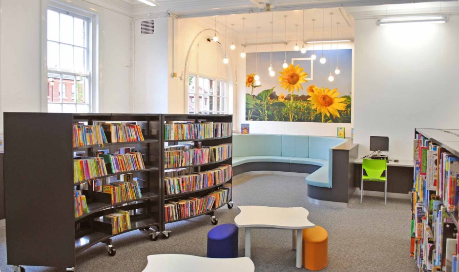 Мебель для читального зала детской библиотеки