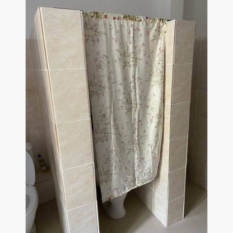 Унитаз за шторкой