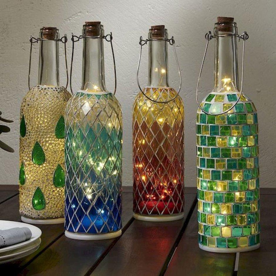 Декорированные стеклянные бутылки