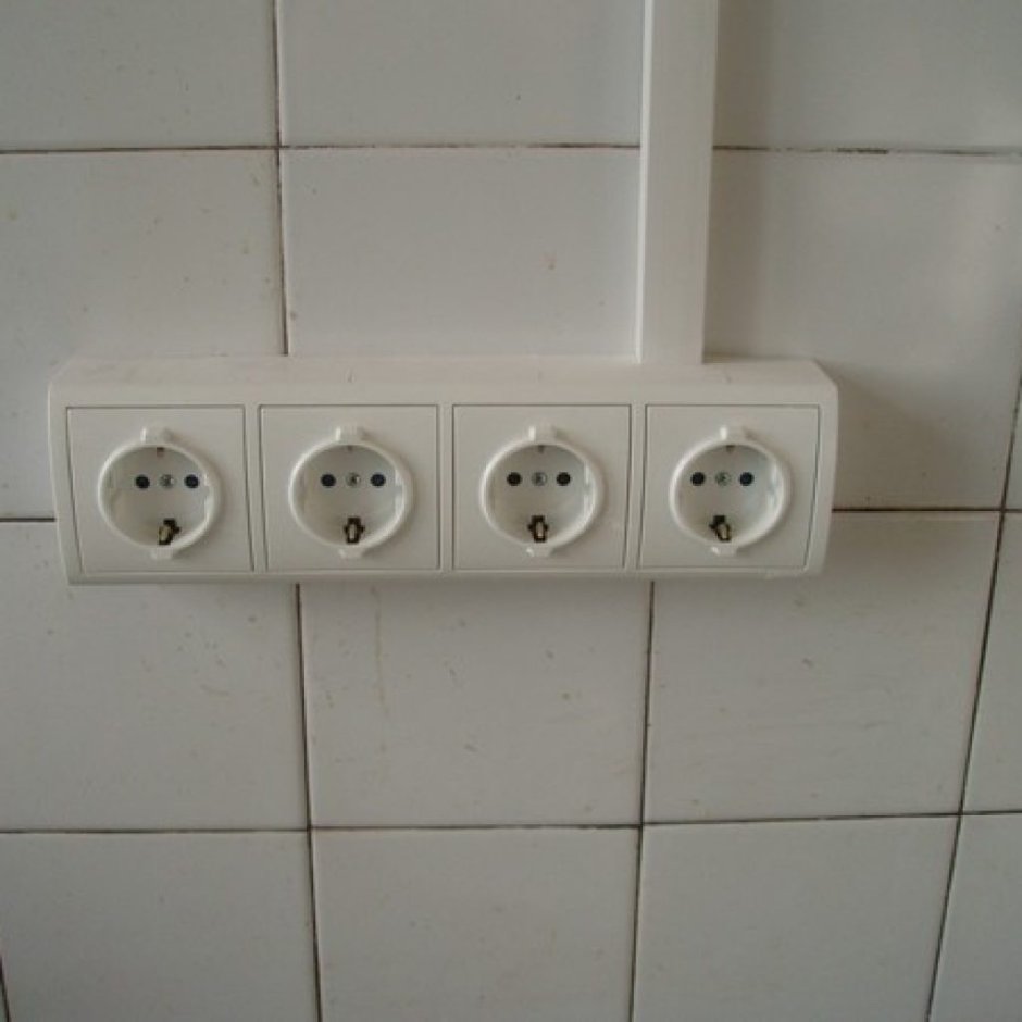 Накладные розетки для кухни