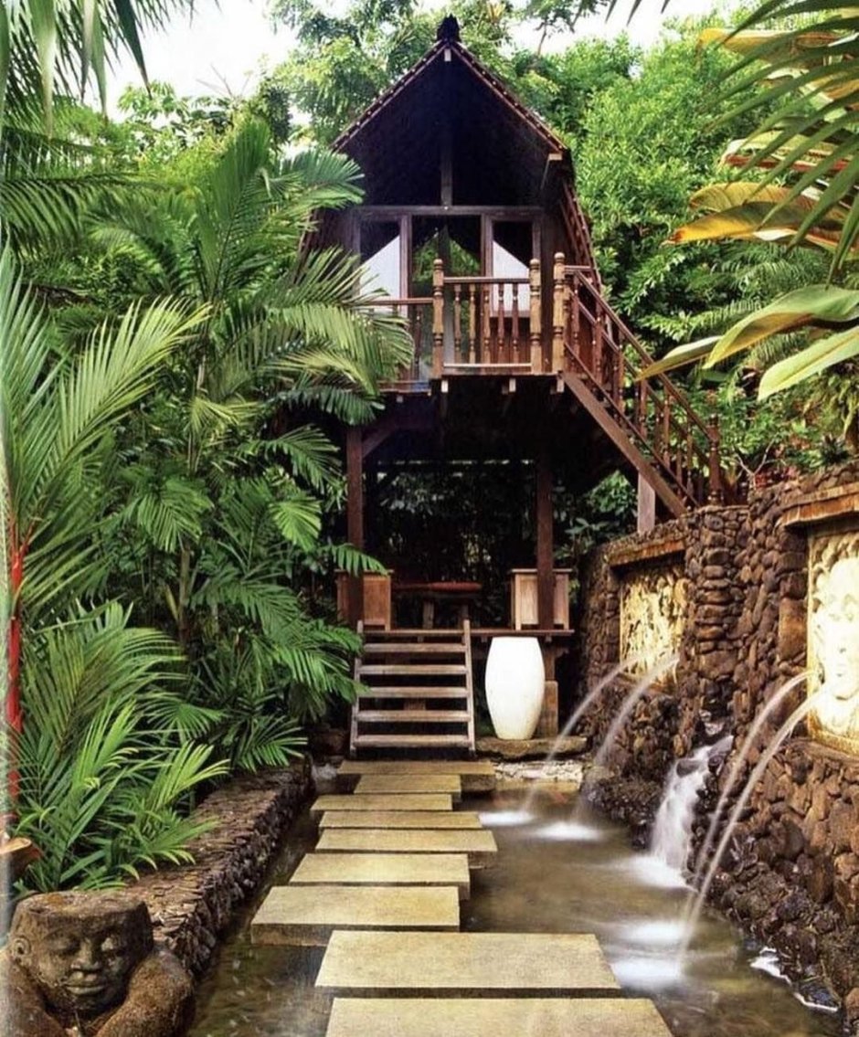 Вилла на Бали в джунглях
