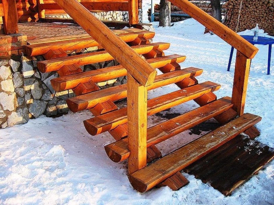 Лесенка из бревен