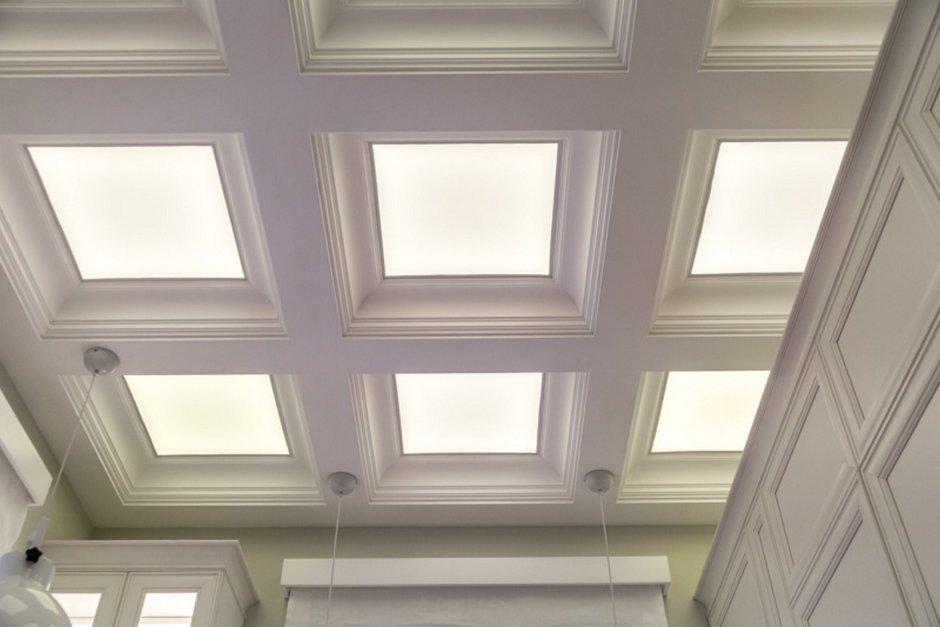 Кессонный потолок из гипсокартона с подсветкой