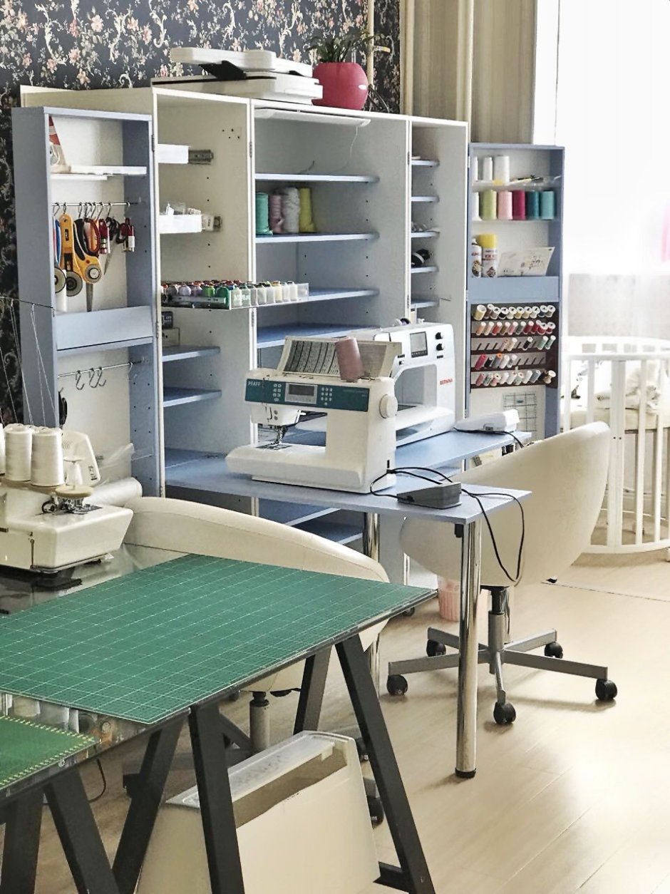 Стол для швейной мастерской
