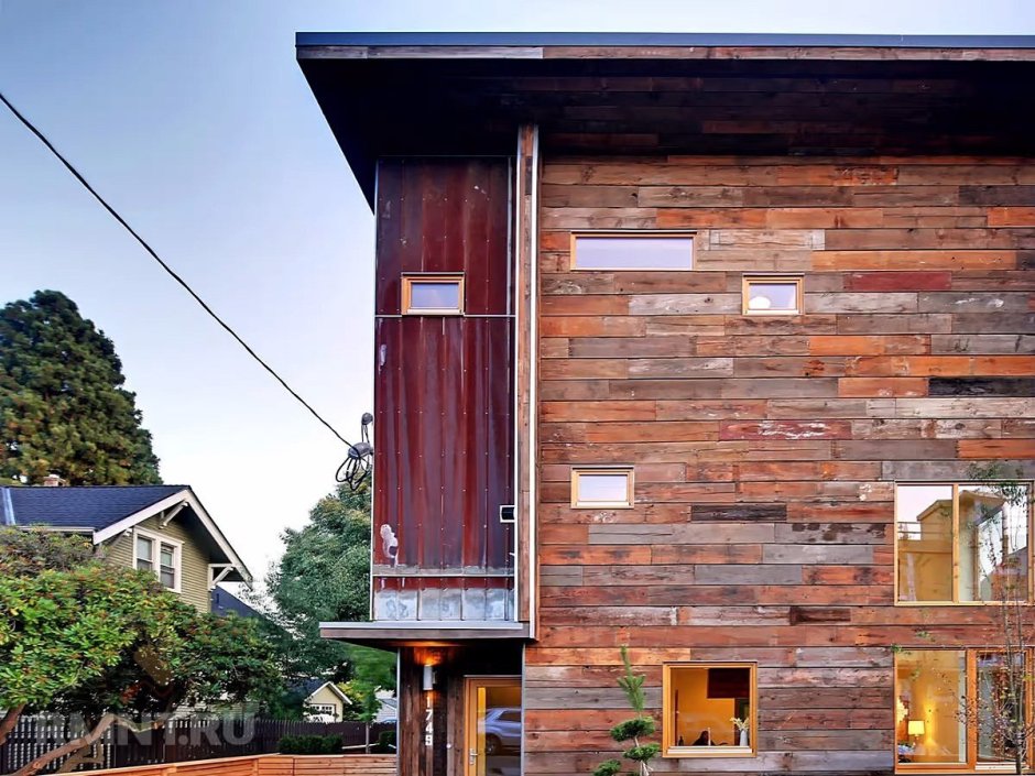 Необычные фасады деревянных домов