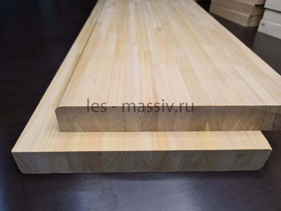 Приступок для ванной из лиственницы
