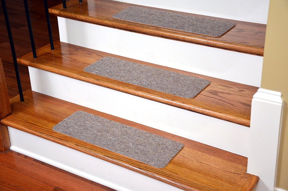 Ступеньки для лестницы деревянные