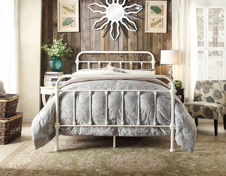 Кровать в стиле ретро