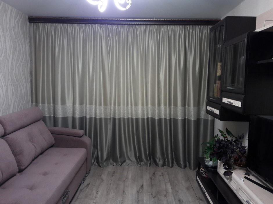 Карниз для штор в зал потолочные