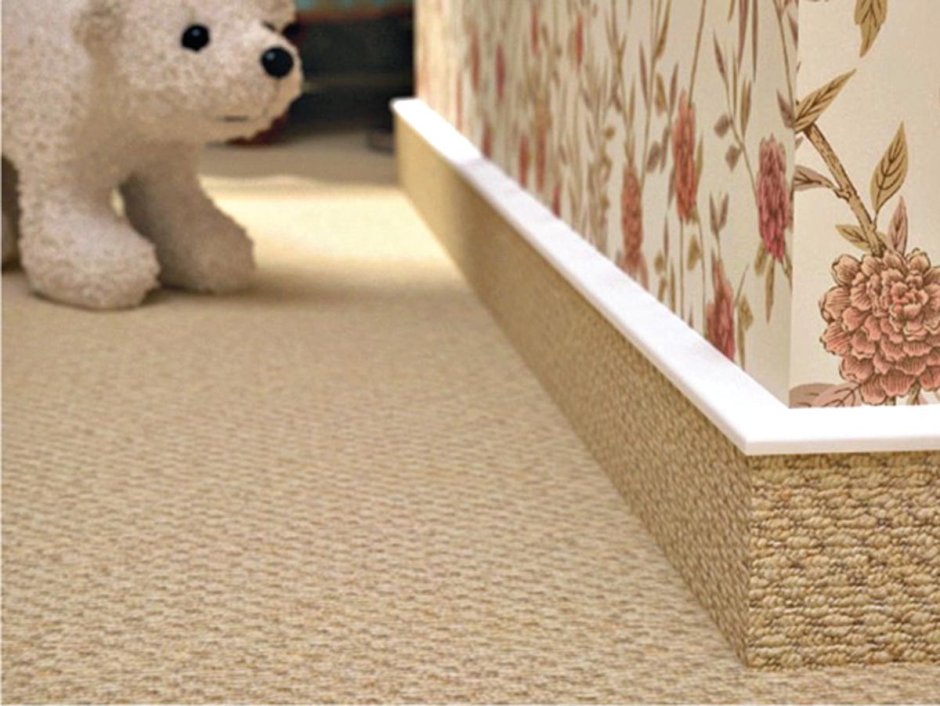 Плинтус пластиковый для ковролина "Rico Carpet", бежевый, 2500 мм