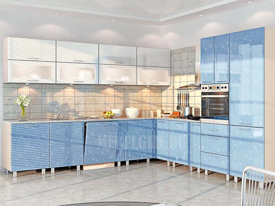 Кухонный гарнитур в голубых тонах