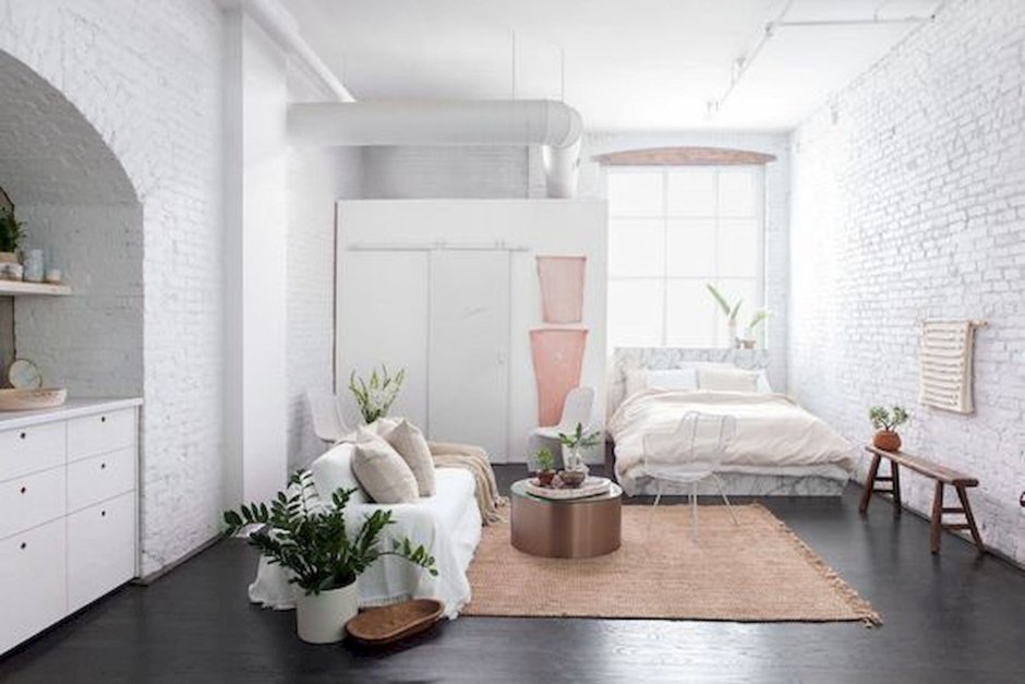 White minimalism small Studio Interior