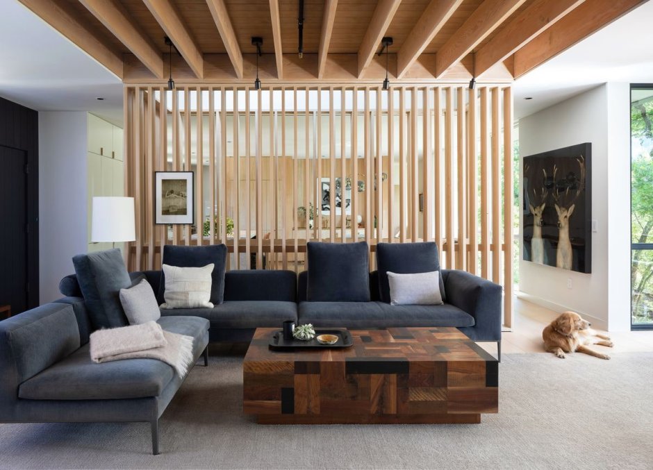 2 Different Rooms divided by Walls