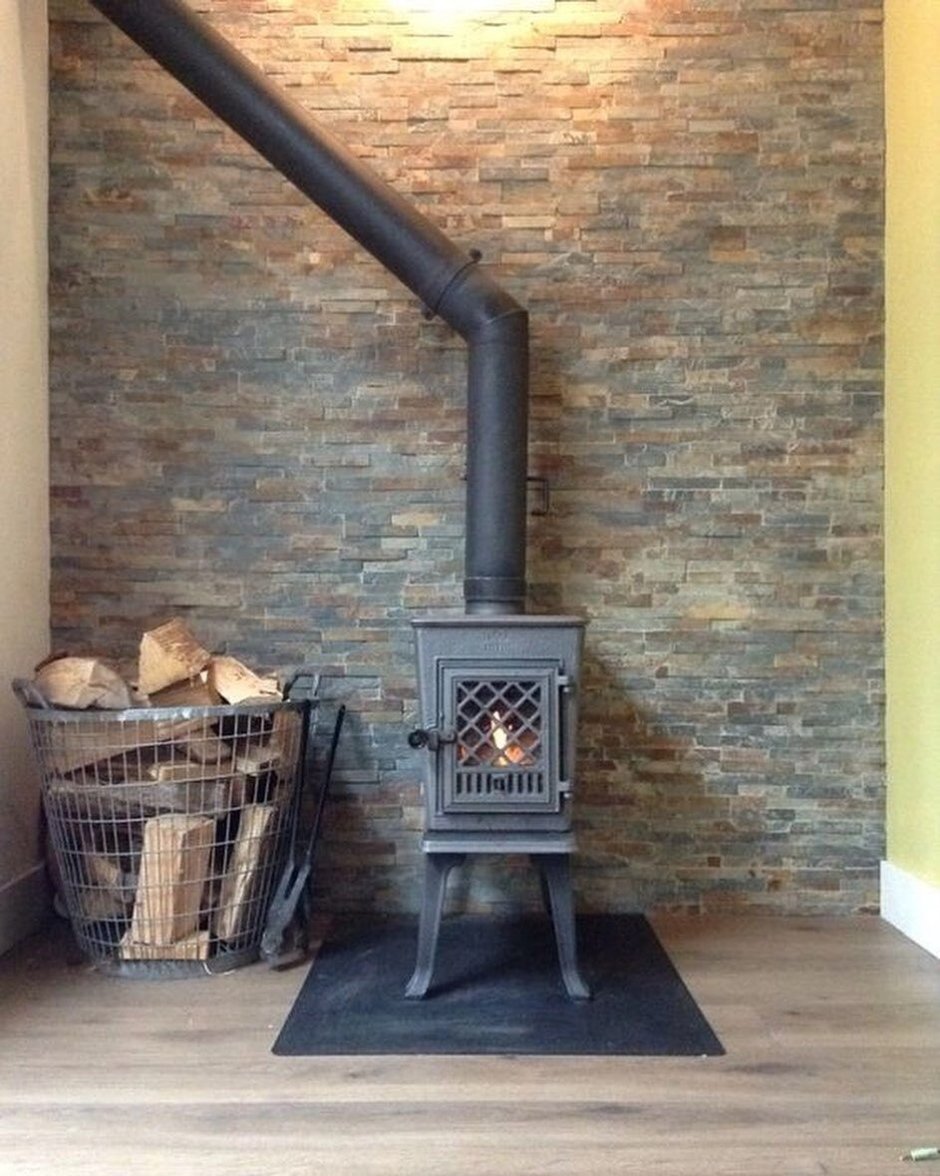 Печь Jotul в деревянном доме