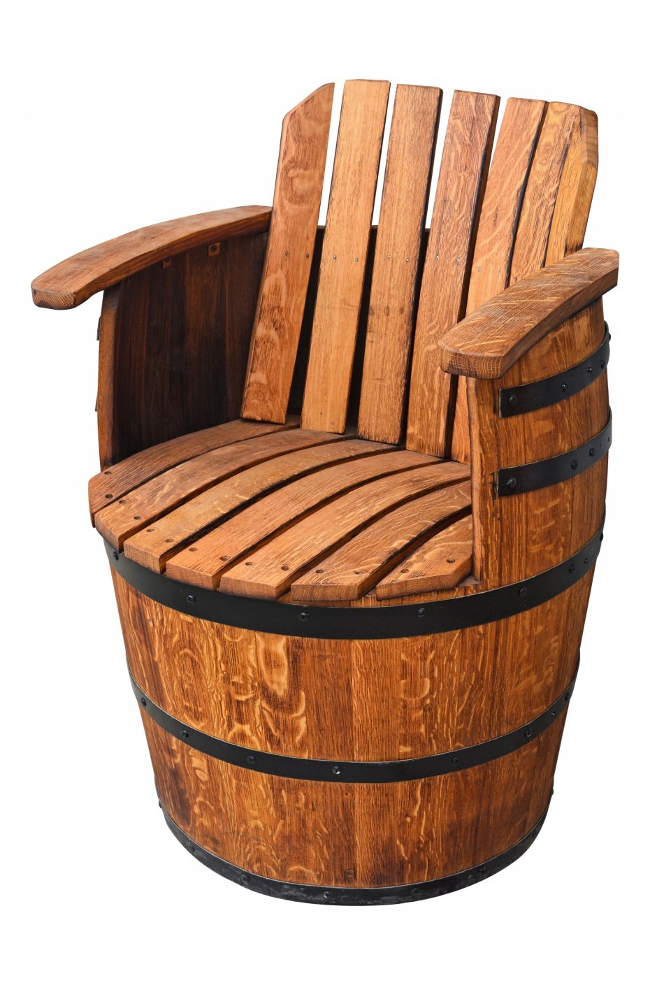 Кресло из бочки деревянной