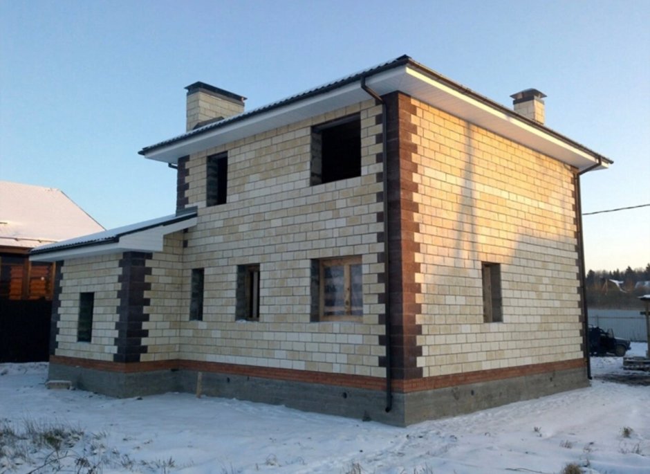 Двухэтажный дом из керамзитоблока