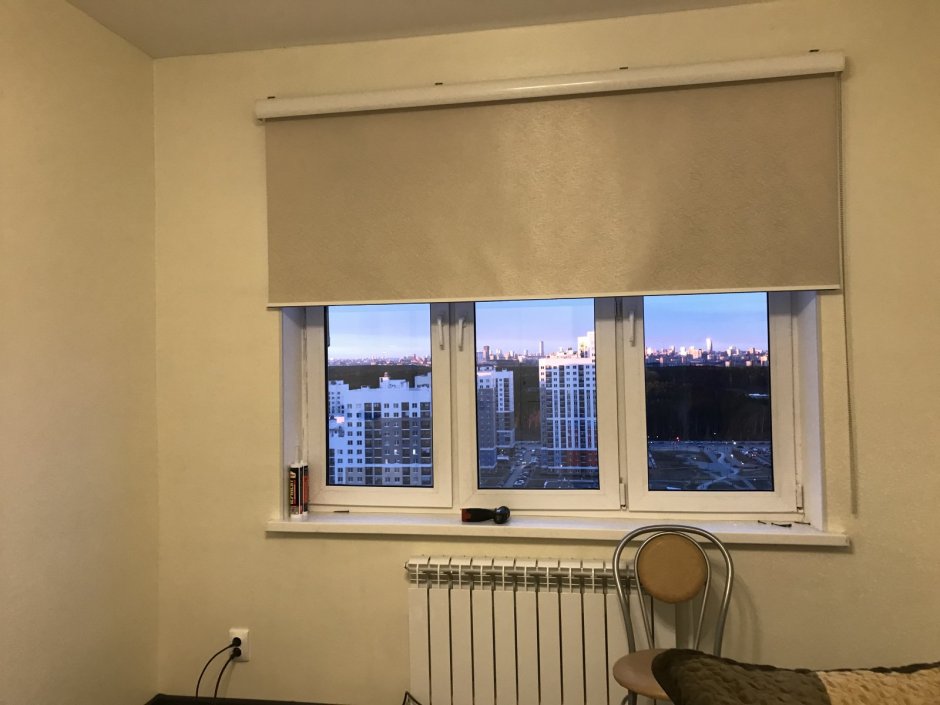Жалюзи в оконный проем