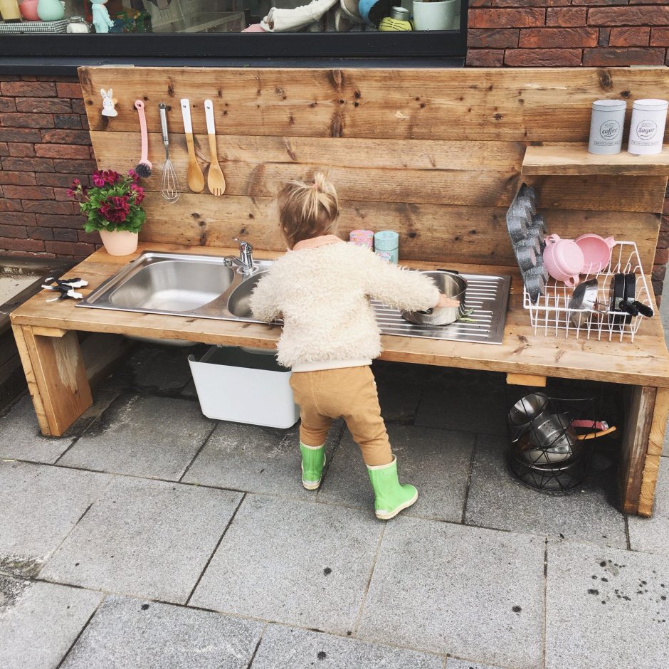 Детская игровая уличная кухня