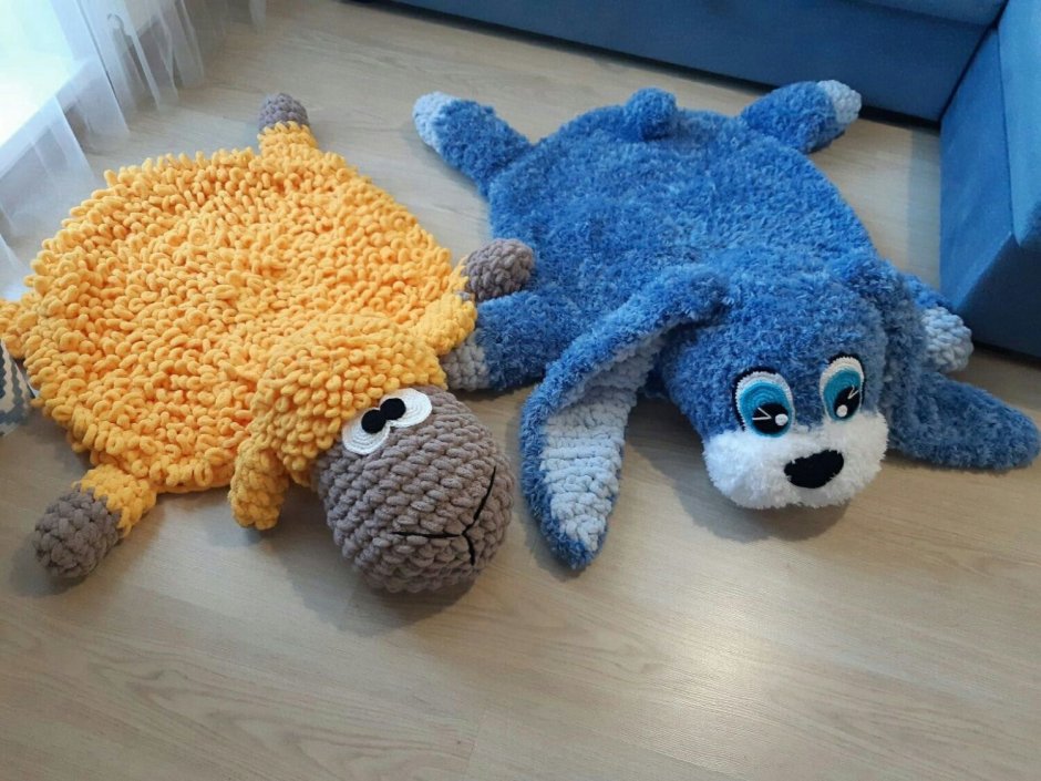 Коврик из плюшевой пряжи
